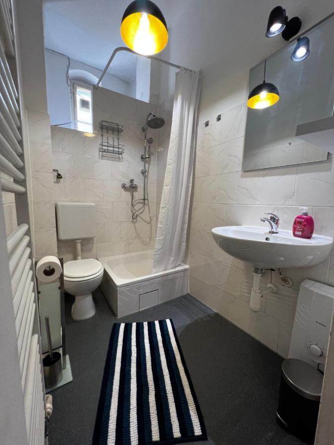 Ferienwohnung Am Schlosspark Charlottenburg Берлін Екстер'єр фото